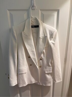 Zara Cream Double-Breasted Tailored Blazer with Gold Buttons